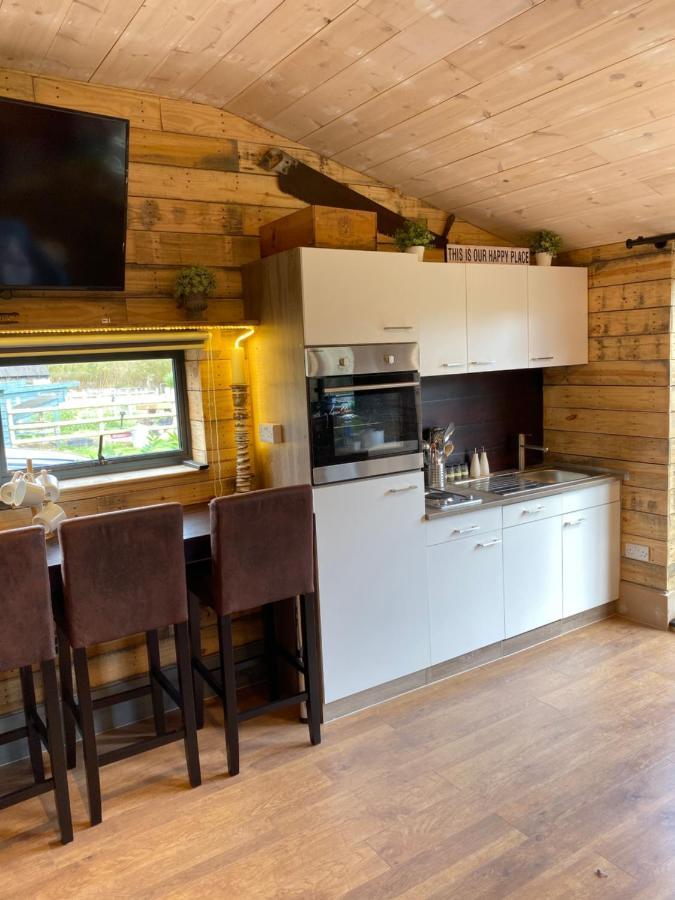 Willow Court Farm Studio East & Petting Farm, 8 Mins To Legoland & Windsor, 15 Mins To Lapland Uk Zewnętrze zdjęcie